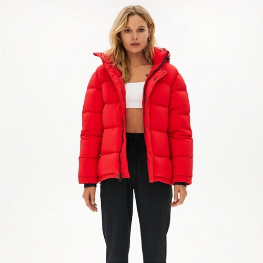 Aritzia TNA The Super Puff Regular Length | Size 2XS | Catalina Red |